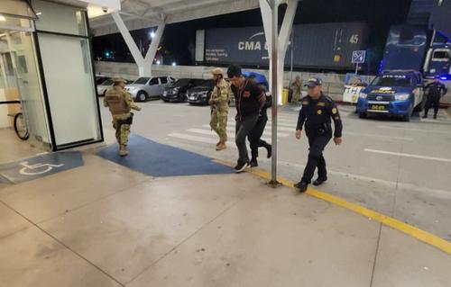 El hombre fue entregado y puesto a disposici&oacute;n de las autoridades salvadore&ntilde;as. (Foto: MInGob)