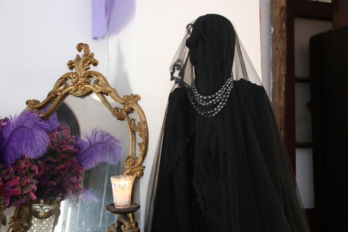 La Dama de Negro: Impactante leyenda de fe y devoci&oacute;n en Capital. (Foto: Colaboraci&oacute;n/H&eacute;ctor G&oacute;mez)