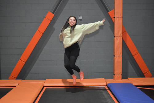 Sky Zone, parque, diversi&oacute;n, salto, Membres&iacute;a Flex, familia, amigos, Guatemala, Soy502