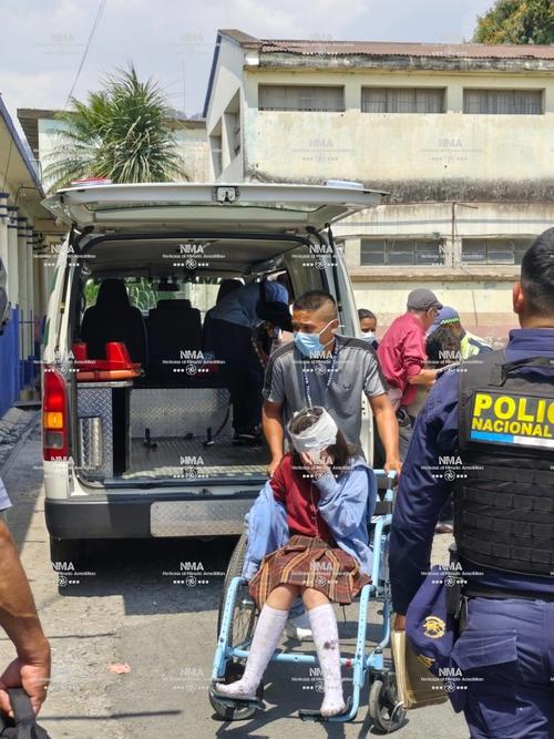 Los estudiantes heridos han sido trasladados a distintos centros asistenciales. (Foto: Redes sociales)