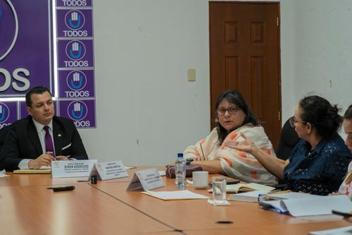 Distribuidores del occidente denunciaron escasez de ganado para abastecer el mercado local. (Foto: bancada Todos)