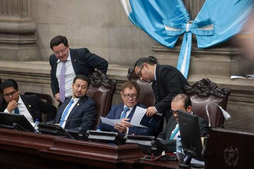 Luis Contreras, presidente del Congreso, dirige la plenaria de este jueves. (Foto: Oscar Rivas/Colaboraci&oacute;n)