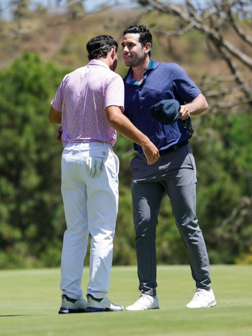 Alexander Rub&iacute;n, gan&oacute; recientemente el tercer ranquin nacional de golf 2026, en un hoyo de desempate ante Sebasti&aacute;n Barnoya. (Foto: Saulo L&oacute;pez/ASOGOLF)