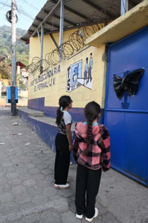 La escuela donde estudian los menores heridos suspendi&oacute; las clases. (Foto: Jos&eacute; Luis Pos/Colaborador)