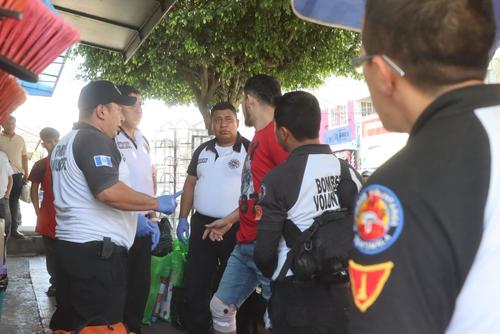 Un ataque armado se registr&oacute; la tarde de este s&aacute;bado en la 20 calle de la zona 1 capitalina. (Foto: Bomberos Voluntarios) 