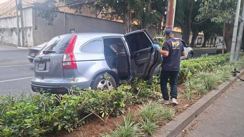 El sospechoso fue interceptado en zona 4, tras intentar evadir un ret&eacute;n policial. (Foto: Marvin Garc&iacute;a/Nuestro Diario)
