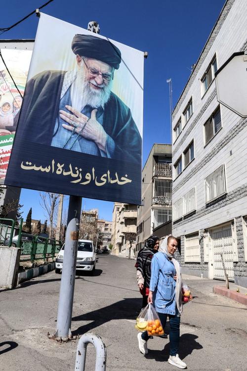 La elecci&oacute;n se produjo nueve d&iacute;as despu&eacute;s de la muerte del ayatol&aacute; tras ataques atribuidos a Israel y Estados Unidos. (Foto: AFP)