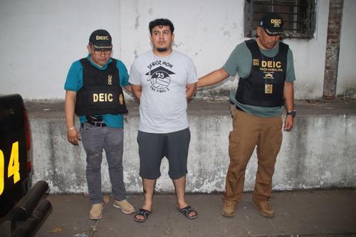 El capturado con fines de extradici&oacute;n fue identificado como: Roberto Antonio Corado Carbajal. (Foto: PNC)