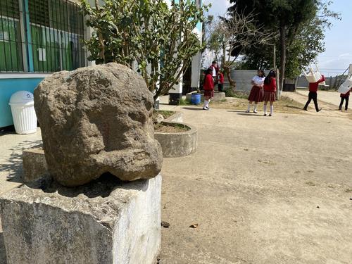 En las instalaciones del Instituto por cooperativa fue localizado un monumento prehisp&aacute;nico. (Foto: Carlos Sotz/Colaborador)