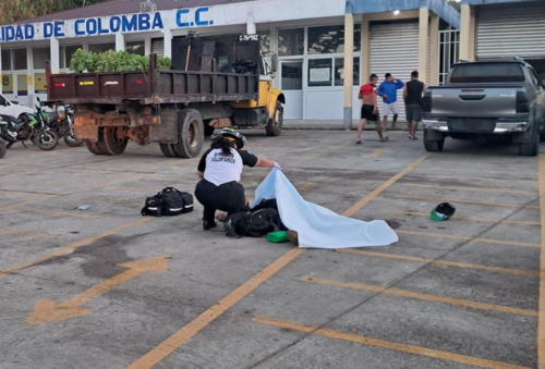 Bomberos Voluntarios se presentaron para auxiliarlo pero el hombre ya no contaba con signos vitales. (Foto: CVB)