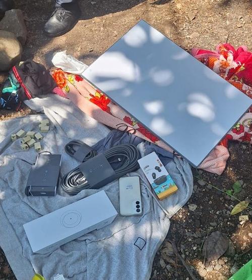 Los dispositivos fueron incautados por las autoridades. (Foto: PNC)