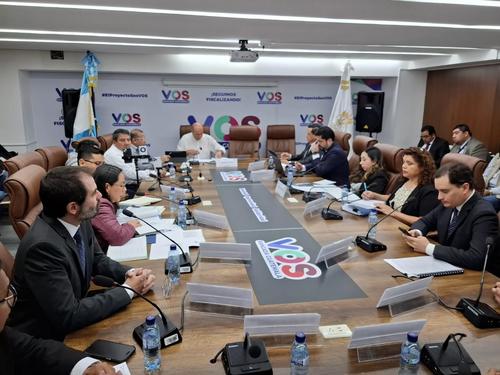 a Diaco reporta 79 denuncias ante el MP por posible especulaci&oacute;n en los precios del combustible. (Foto: Bancada VOS)