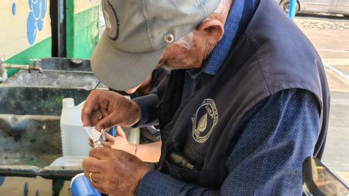 Tomaron muestras del agua consumida en escuelas y viviendas del sector. (Foto: Edwards Morales/Colaborador)