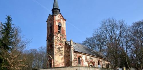 La iglesia de San Jorge, en Rep&uacute;blica Checa, fue construida en 1352. (Foto: Cortes&iacute;a clarin.com)