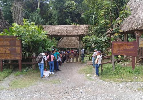Cientos de turistas disfrutan cada a&ntilde;o de la tranquilidad y el paisaje natural en la Laguna Lachu&aacute;. (Foto: Parque Nacional Laguna Lachu&aacute;)