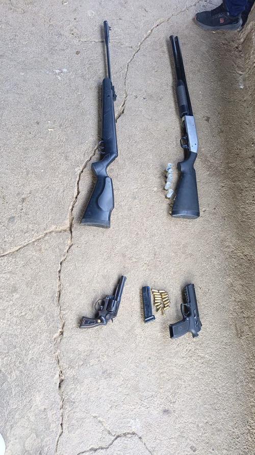 Estas fueron las armas confiscadas.  (Foto: PNC)