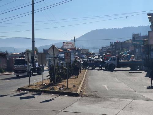 Varias carreteras del pa&iacute;s se han visto involucradas en los bloqueos por manifestantes. (Foto: Redes Sociales)