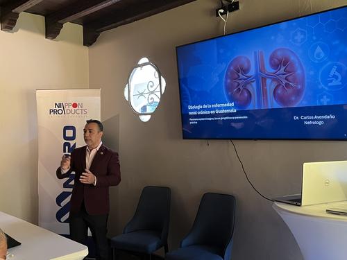 Especialistas se reunieron en un foro por el D&iacute;a Mundial del Ri&ntilde;&oacute;n para analizar la situaci&oacute;n de la enfermedad renal en Guatemala. (Foto: Sandra Sebasti&aacute;n/Colaboradora)