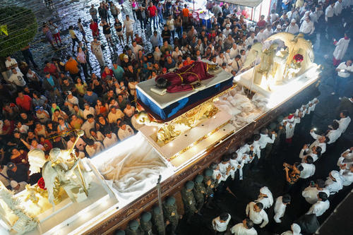 La imagen es llevada en el anda m&aacute;s grande que recorre las calles durante la Semana Santa. (Foto: &Aacute;ngel Revolorio/Colaborador)