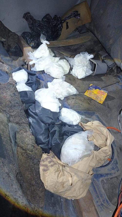 La droga que trasladaban los aprehendidos fue descubierta por un elemento canino. (Foto: Rudy L&oacute;pez/Nuestro Diario)