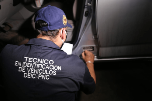 El expertaje se hace a todos los veh&iacute;culos. (Foto: Cortes&iacute;a AGN)