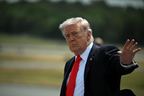 Ir&aacute;n present&oacute; a Estados Unidos una nueva propuesta para reanudar las negociaciones y poner fin a dos meses de guerra, anunci&oacute; el viernes un medio estatal iran&iacute;. (Foto: AFP)