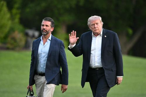 Estados Unidos garantiza seguridad a cientos de naves que buscan salir de Ormuz. (Foto: AFP)