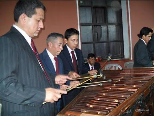 Notas cristalinas que solo una marimba de gala puede dar a las obras de Narciso Chavarr&iacute;a. (Foto: Redes Sociales)