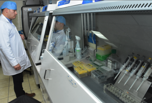 Equipo destinado para la investigaci&oacute;n en serolog&iacute;a y gen&eacute;tica en el Inacif. (Foto: Estuardo Paredes/Colaboraci&oacute;n)