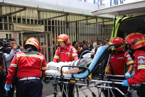 Uno de los heridos se encontraba en estado delicado. (Foto: Bomberos Municipales)