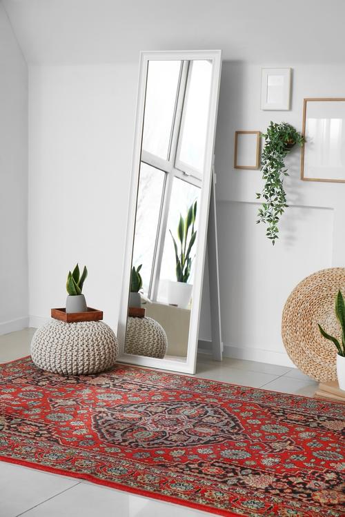 Utiliza espejos en la decoraci&oacute;n de tu casa. (Foto: Shutterstock)