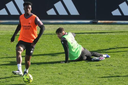 Tras los d&iacute;as de tensi&oacute;n, el Real Madrid asegura que ambos jugadores pagar&aacute;n la multa y no tendr&aacute;n castigos dentro de la cancha. (Foto: AFP)