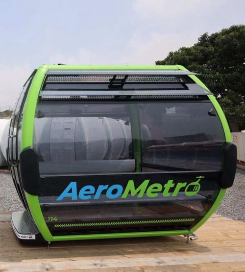 Una de las cabinas del AeroMetro reci&eacute;n salida del contenedor. (Foto: Municipalidad de Guatemala/Soy502)