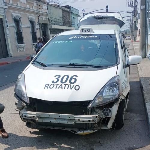 El autom&oacute;vil le fue retirado al taxista que conduc&iacute;a ebrio. (Foto: Am&iacute;lcar Montejo)
