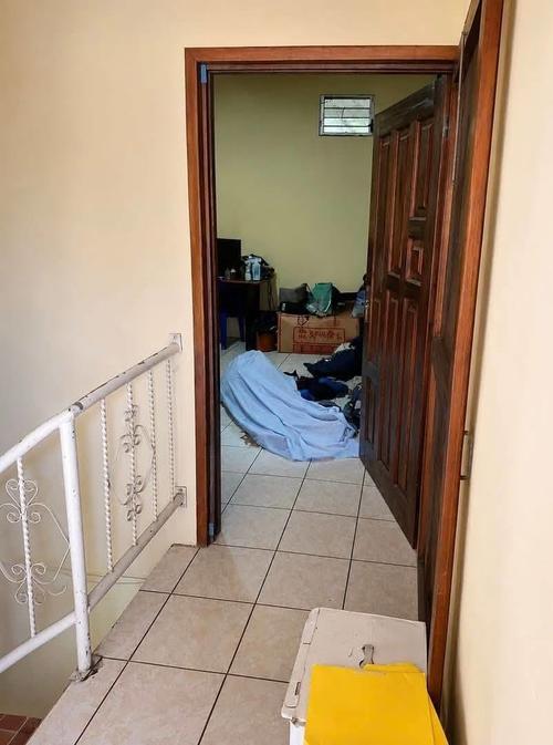 El cuerpo fue localizado en el interior de su consultorio. (Foto: RRSS)