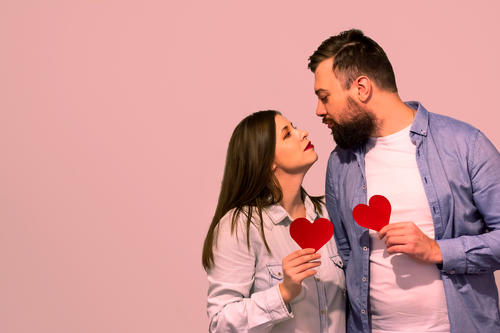 El amor hacia la pareja tambi&eacute;n se refleja en el cuidado mutuo de la salud y bienestar. (Foto: Shutterstock)