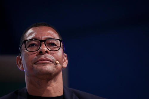 Exmediocampista brasile&ntilde;o Gilberto Silva, parte del plantel que gan&oacute; la &uacute;ltima Premier League del Arsenal en 2004.