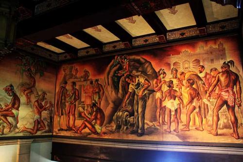 Algunas de sus obras pueden observarse en el El Palacio Nacional de la Cultura. (Foto: Ministerio de Cultura y Deportes)