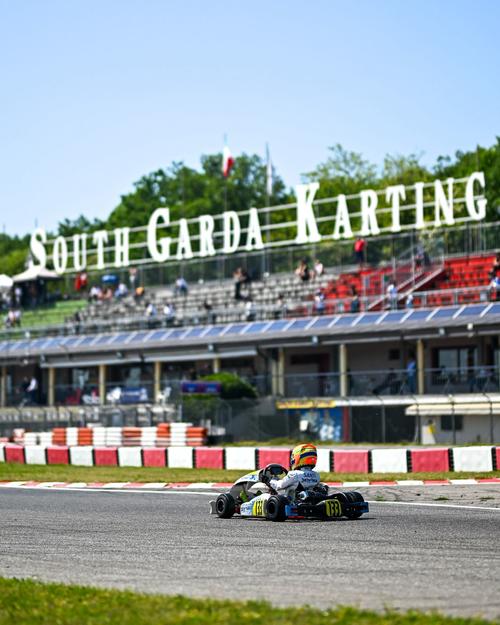 Diagnosticado con autismo, Santiago, descubri&oacute; en el automovilismo su pasi&oacute;n, no solo para su desarroll&oacute; f&iacute;sico y mental, sino deportivo. (Foto: Manuel de Le&oacute;n)