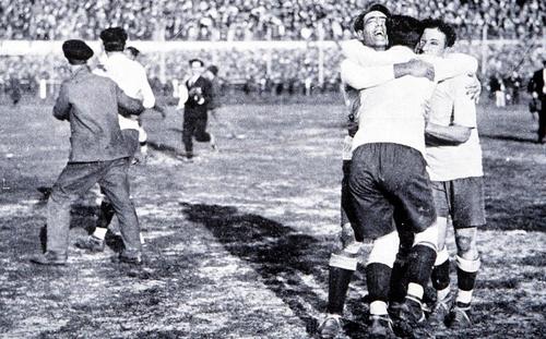 Uruguay, primer vencedor.
