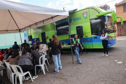 Municipalidad de Guatemala activa hoy Bus del Empleo en las zonas.  (Foto: Cortes&iacute;a/Municipalidad de Guatemala)