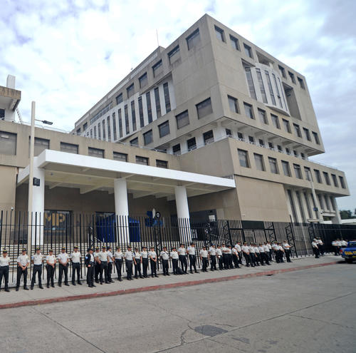 Las autoridades salientes del MP se preparan para entregar los mandos al nuevo fiscal General este domingo 17 de mayo. (Foto: Archivo / Soy502)