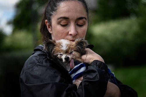 Lazare muri&oacute; en los brazos de su reciente due&ntilde;a, Ophelie Boudol, la noche del passado 14 de mayo. (Foto: AFP)