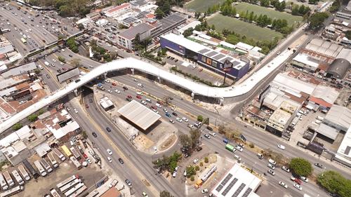 La obra a&uacute;n requiere se&ntilde;alizaci&oacute;n, protecciones laterales y luminarias. (Foto: CIV)
