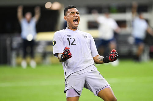 As&iacute; celebr&oacute; el penal atajado ante Canad&aacute; en la Copa Oro 2025. (Foto: AFP)