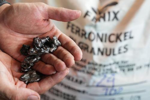 As&iacute; se ve el ferron&iacute;quel tras ser extra&iacute;do del suelo guatemalteco y separado de otros materiales. (Foto: Wilder L&oacute;pez/Soy502)