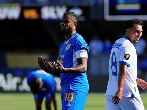 Leandro Bacuna, centrocampista y capit&aacute;n, es uno de los m&aacute;ximos anotadores hist&oacute;ricos de la selecci&oacute;n.