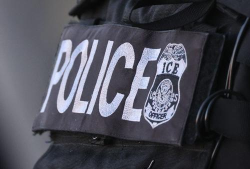 La presencia de ICE en los partidos genera dudas entre aficionados migrantes. 