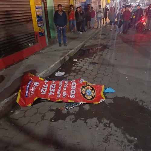 Una persona muri&oacute; en un accidente de tr&aacute;nsito en Chimaltenango. (Foto: Bomberos Voluntarios) 
