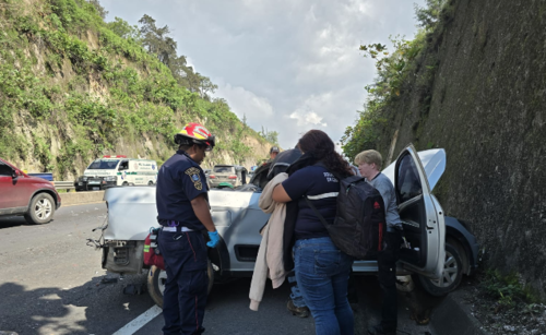 Los heridos fueron trasladados a un centro asistencial. (Foto: ASONBOMD)